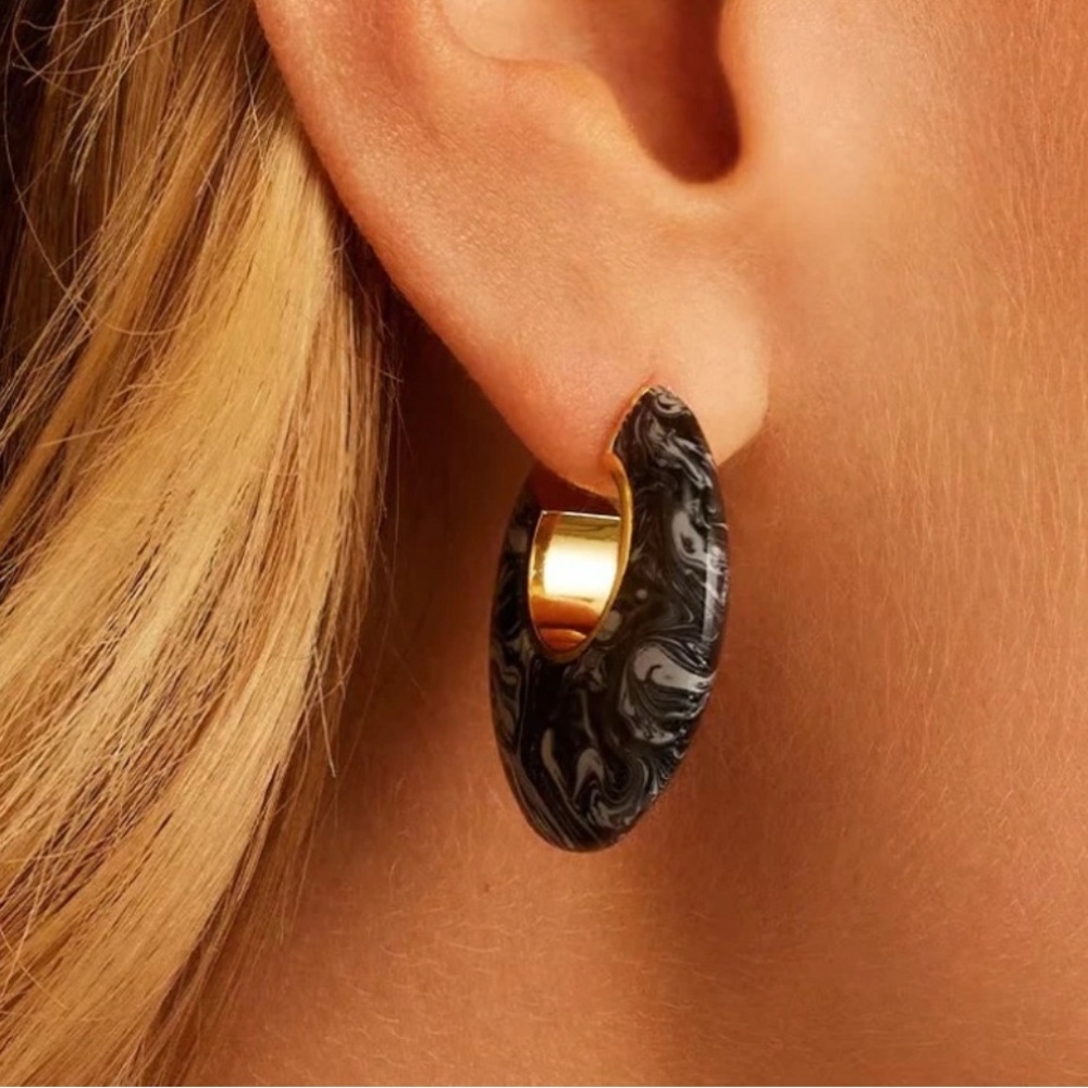 Gorjana Paseo Marble Hoops